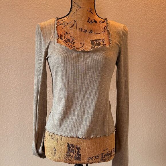 Women's Long Sleeve Ruffled Edge Top, Light Olive Green - Picture 2 of 6